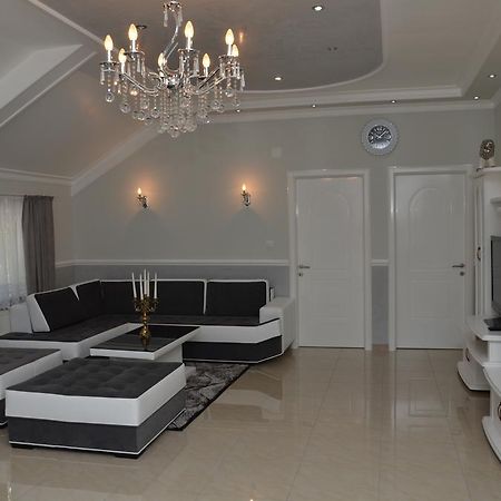 Apartments Royal Menex Požarevac المظهر الخارجي الصورة