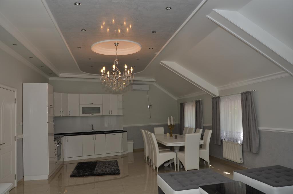 Apartments Royal Menex Požarevac الغرفة الصورة