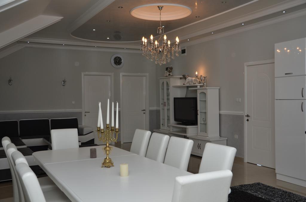 Apartments Royal Menex Požarevac الغرفة الصورة
