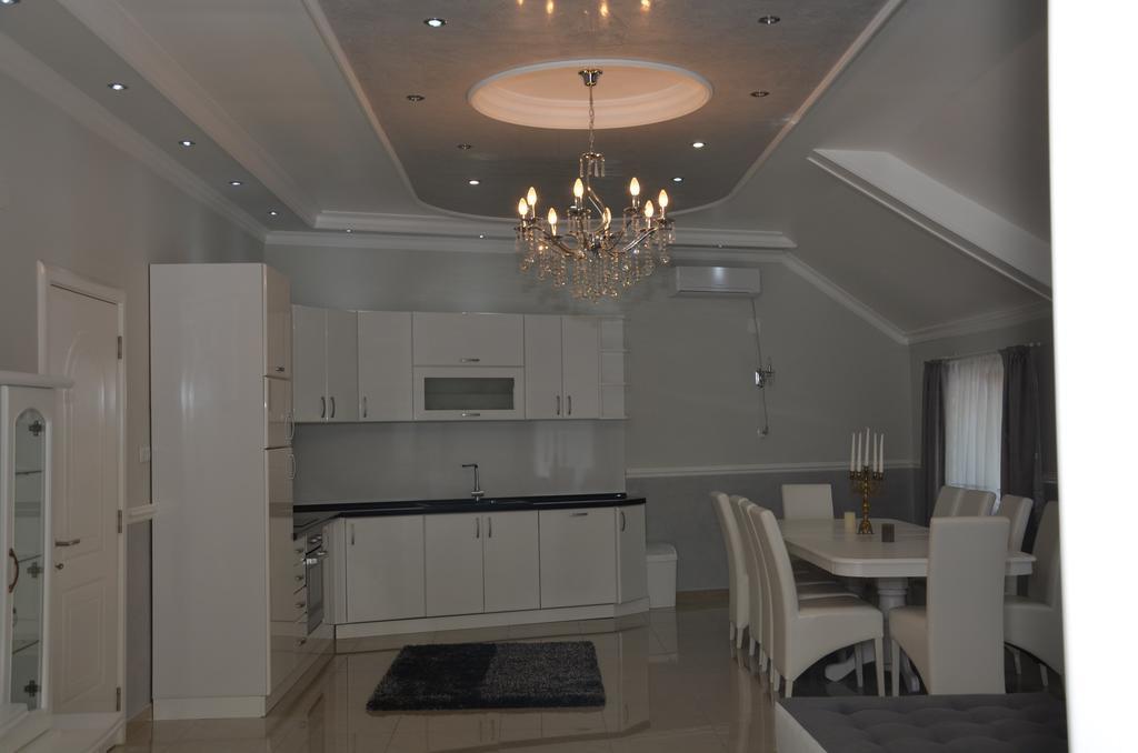 Apartments Royal Menex Požarevac الغرفة الصورة